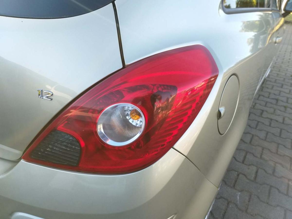 Opel Corsa D original Rücklicht Rückleuchte Schlussleuchte rechts 3-Türer Bj.2007